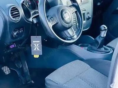 Second-hand Seat Leon 105 CP (77 kW) 2009 Hatchback