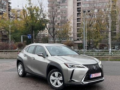 Lexus UX 250h