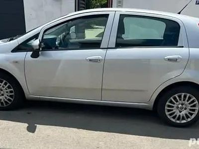 Utilizat 2011 Fiat Punto Hatchback | 1.000 EUR