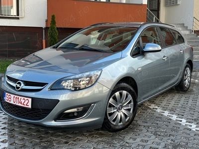 second-hand Opel Astra Active 2014 Euro 5 Facelift 1.7 D 131 CP Manual 6+1 Trepte
