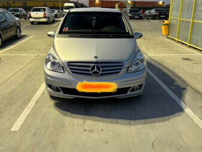 second-hand Mercedes B180 