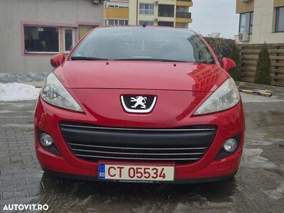 Second-hand Peugeot 207 Premium 120 CP (88 kW) 2010 Culoarerosu Cabrio