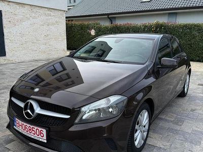 Culoaremaro Utilizat 2017 Mercedes A160 Hatchback | 9.999 EUR (Super Preț)