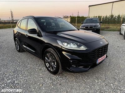 Negru Utilizat 2022 Ford Kuga ST-Line SUV | 16.300 EUR (Preț OK)