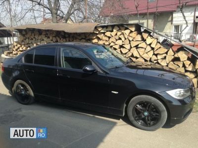 Second-hand BMW 318 129 CP (94 kW) 2006 Negru Berlinǎ