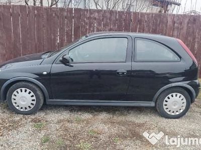 Utilizat 2004 Opel Corsa | 1.190 EUR