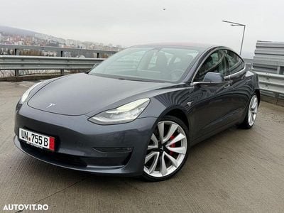 Second-hand Tesla Model 3 354 kW (482 CP) 2019 Culoaregri Berlinǎ