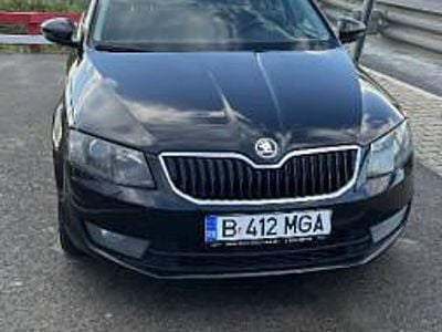 Negru Utilizat 2013 Skoda Octavia Ambition Break | 7.200 EUR (Puțin scump)
