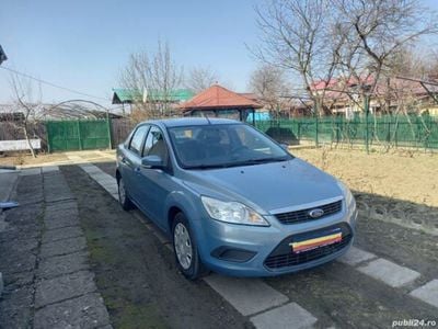 Utilizat 2010 Ford Focus Berlinǎ | 4.300 EUR (Scump)