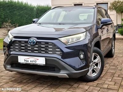 Second-hand Toyota RAV4 Hybrid 218 CP (160 kW) 2022 Culoaregri SUV