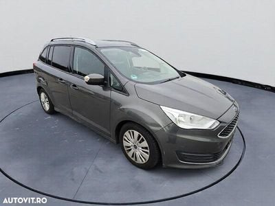 Culoaregri Second-hand 2017 Ford Grand C-Max Trend Monovolum | 6.900 EUR