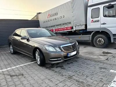 Mercedes E220