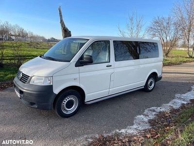 Culoarealb Utilizat 2008 VW Caravelle Monovolum | 7.600 EUR (Preț bun)