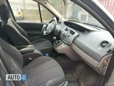 Second-hand Renault Scénic II 85 CP (62 kW) 2007 Gri Monovolum