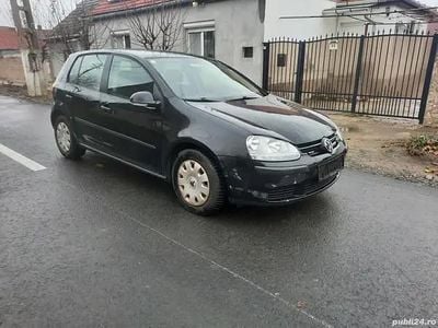 VW Golf V