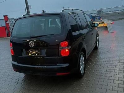 Utilizat 2010 VW Touran Freestyle Monovolum | 4.650 EUR (Puțin scump)