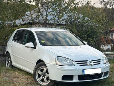 VW Golf V