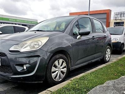 Culoareverde Utilizat 2010 Citroën C3 Hatchback | 3.100 EUR