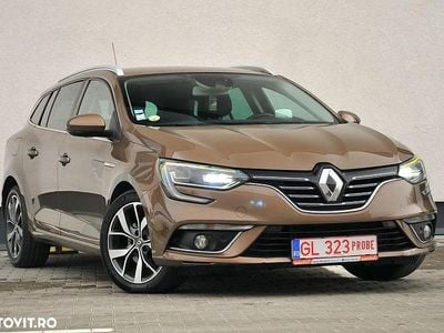 Second-hand Renault Mégane GrandTour Intens 130 CP (95 kW) 2016 Culoaremaro Break