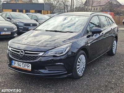 Second-hand Opel Astra Enjoy 110 CP (80 kW) 2017 Culoarenegru Break