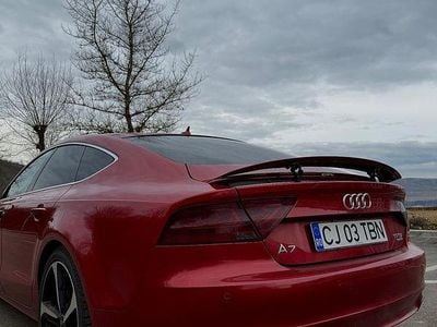 Second-hand Audi A7 Performance 300 CP (220 kW) 2011 Culoarerosu Hatchback