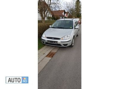 Second-hand Ford Focus 90 CP (66 kW) 2003 Argintiu Hatchback