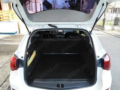 Alb Utilizat 2012 Opel Astra Sport Break | 3.500 EUR (Puțin scump)