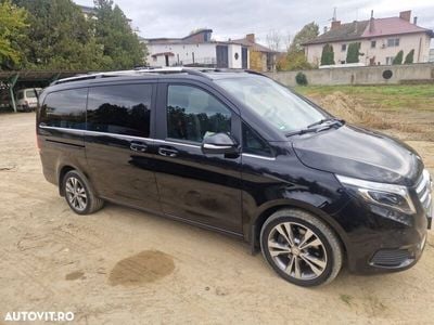 Mercedes V250