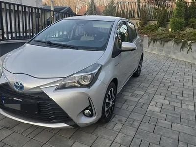 Utilizat 2018 Toyota Yaris Hybrid Hatchback | 9.900 EUR (Super Preț)