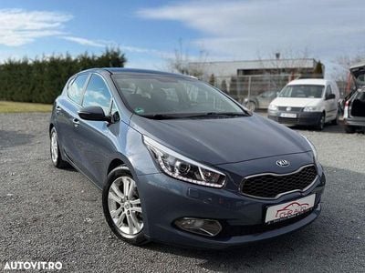 Second-hand Kia Ceed 128 CP (94 kW) 2012 Culoaregri Hatchback