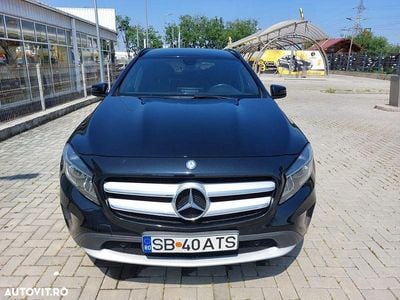 Mercedes GLA220