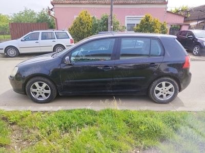 VW Golf V