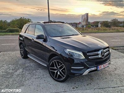 Culoarenegru Utilizat 2015 Mercedes GLE250 SUV | 23.300 EUR (Puțin scump)