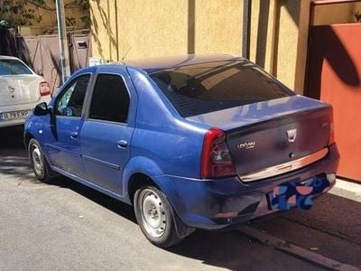 Culoarealbastru Utilizat 2009 Dacia Logan Lauréate Hatchback | 2.500 EUR (Preț bun)