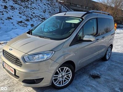 Culoaregri Second-hand 2018 Ford Tourneo Courier Titanium Monovolum | 7.999 EUR (Scump)