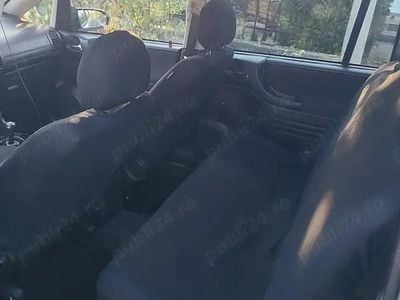 Second-hand Opel Zafira 75 CP (55 kW) 2007 Gri Monovolum