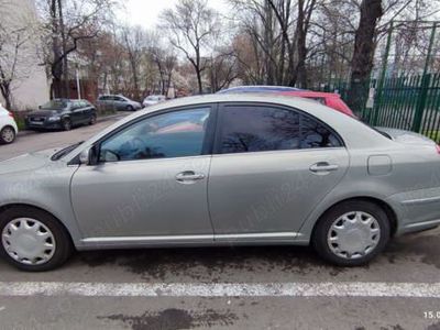 second-hand Toyota Avensis 