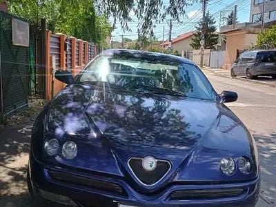 Second-hand Alfa Romeo GTV 130 CP (95 kW) 2000 Violet Coupe