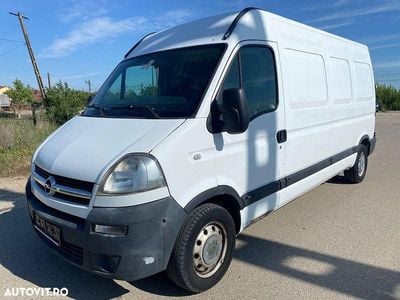 Culoarealb Second-hand 2006 Opel Movano Monovolum | 2.500 EUR