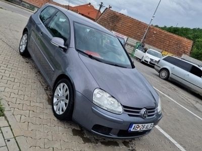 VW Golf V