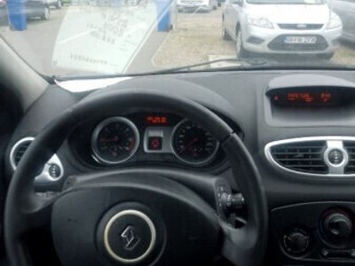 second-hand Renault Clio III 1,5 - Diesel