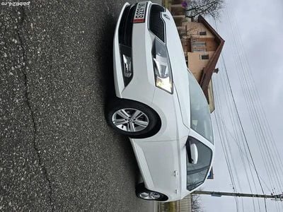 Alb Utilizat 2015 Skoda Fabia Hatchback | 5.200 EUR (Puțin scump)