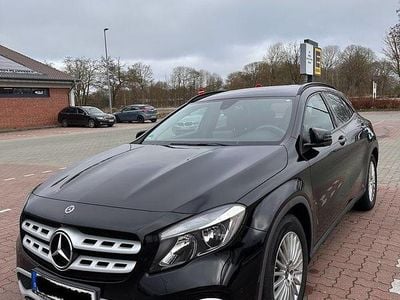 Mercedes GLA200