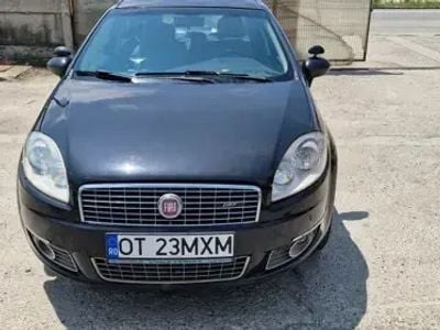 Utilizat 2009 Fiat Linea Berlinǎ | 1.700 EUR