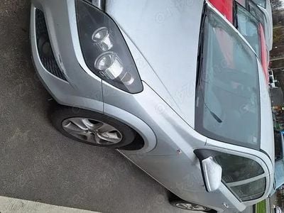 Gri Utilizat 2013 Opel Astra Hatchback | 2.700 EUR (Super Preț)