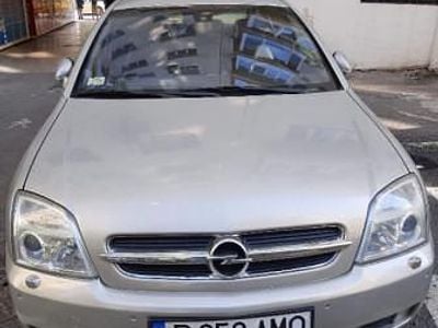 Utilizat 2005 Opel Vectra Berlinǎ | 8.500 EUR