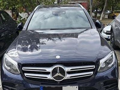 Culoarealbastru Utilizat 2016 Mercedes GLC250 AMG line SUV | 21.997 EUR (Preț OK)