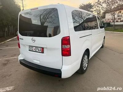 Second-hand Opel Vivaro 140 CP (102 kW) 2022 Monovolum