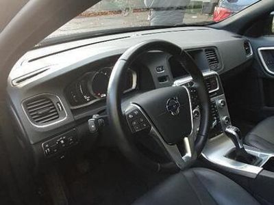 Second-hand Volvo V60 CC 150 CP (110 kW) 2017 Break