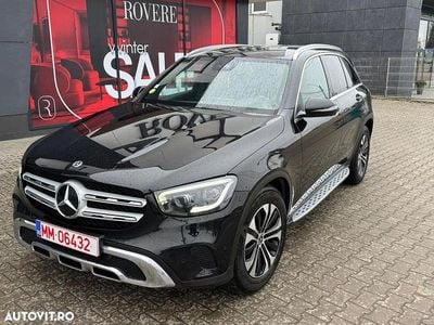 Second-hand Mercedes GLC220 Exclusive 194 CP (142 kW) 2020 Culoarenegru SUV